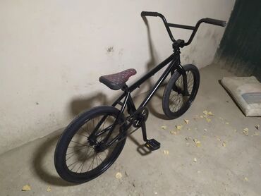 iphone 13 pro телефон: IPhone 16 Pro Max, Колдонулган, 256 ГБ, White Titanium, Кабель