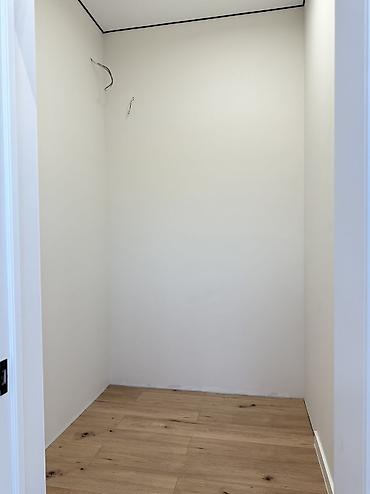 Продажа коттеджей и домов: 5 комнат, 216 м², 4 соток, Бишкек, Рухий Мурас ж/м Агентство недвижимости — 5