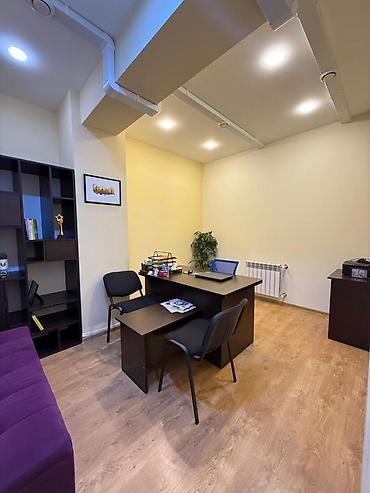 Коммерческая недвижимость: İcarəyə verilir 8 otaqlı ofis 200 m², Nəriman Nərimanov m. Daha 7 — 7