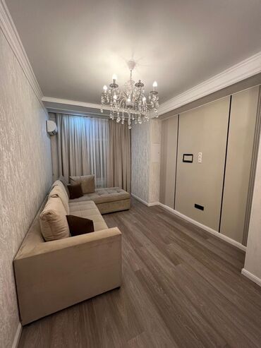 продаю 2х ком кв бишкеке без ремонта токтогул ткрусбекова: 2 бөлмө, 61 кв. м, Элитка, 7 кабат, Евроремонт