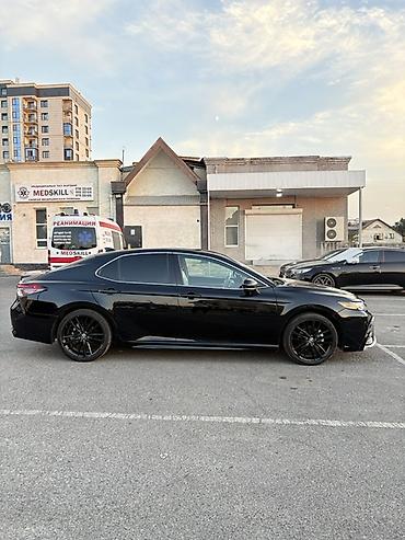 mark x car: Toyota Camry: 2023 г., 2.5 л, Автомат, Бензин, Седан — 4