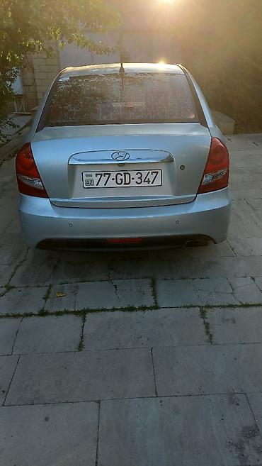Hyundai: Hyundai Verna: 1.4 l | 2010 il Sedan — 2