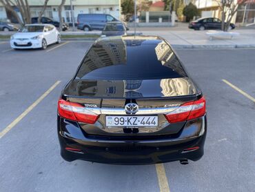 Toyota: Toyota Camry: 2.5 l | 2014 il Sedan — 5