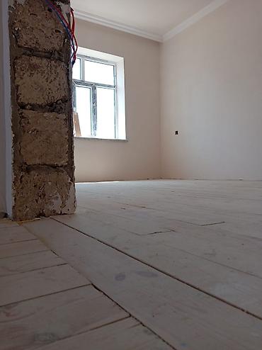 bakıda: Satılır: fərdi yaşayış evi - Tipləri: bir mərtəbəli həyət evi - — 5