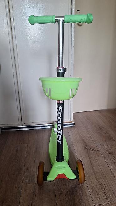 scoot: Детский самокат, Трёхколёсный, Б/у — 2