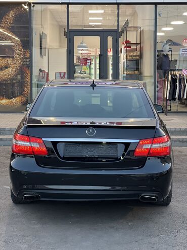 Mercedes-Benz: Mercedes-Benz E-Class: 2010 г., 3 л, Типтроник, Бензин, Седан — 6