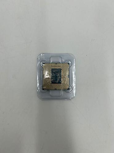 komputer dest: Prosessor Intel Core i7 i7-11700, 2-3 GHz, 8 nüvə, İşlənmiş — 2