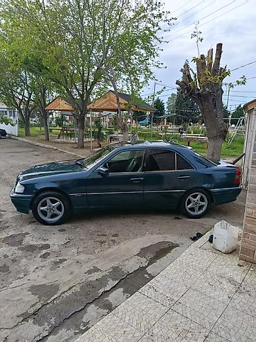 c180 mercedes: Mercedes-Benz C 180: 1.8 l | 1995 il Sedan — 3