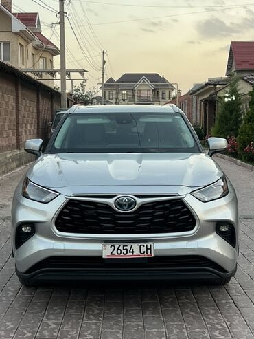 тайота хайландыр: Toyota Highlander: 2023 г., 2.5 л, Автомат, Бензин, Кроссовер