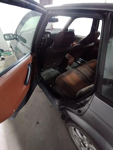 Volkswagen: Volkswagen Passat: 1991 г., 1.8 л, Механика, Бензин, Седан — 6