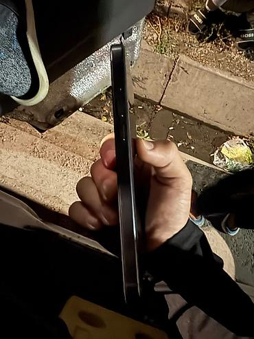 iphone pro max 15: IPhone 15 Pro Max, 256 ГБ, титановый корпус (цвет — тёмный) — 6