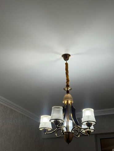 Vazalar: Çılçıraq, 5 lampa, Metal