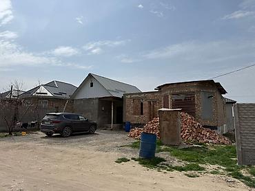 Продажа коттеджей и домов: 🔥Продается дом🔥 🏡Район: Ак Ордо 3 ✅Участок: 4соток ✅Документы — 6