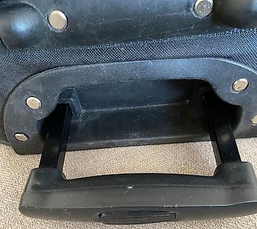 Чемоданы: Продам чемодан (выдвижная ручка не фиксируется) — 19