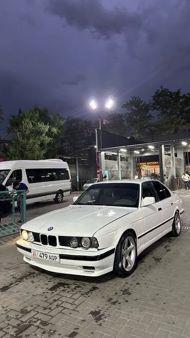 бмв е34 токмок: BMW 5 series: 1993 г., 2.5 л, Механика, Бензин, Седан