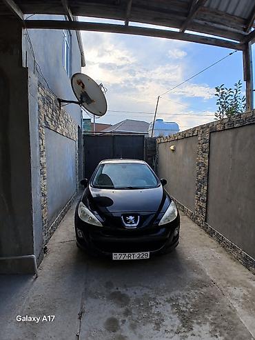 Peugeot 308: 1.6 l | 2009 il 178000 km Hetçbek
