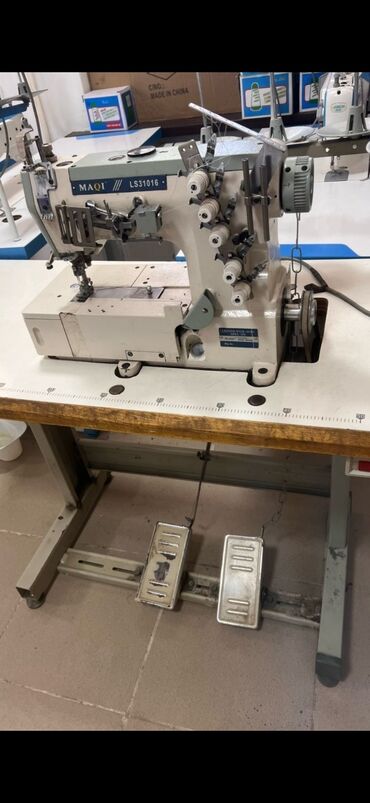 Другое оборудование для швейных цехов: Швейный машинка