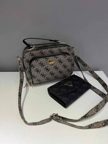 Torbe: Guess torba NOVO

Novo
Replika

fb Moja Kupovina 1 — 19