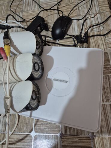 diş ağardan: Telemax DVR-la 70 azn, Hikvisionla 100 azn, 500 GB hard disklə qiymət