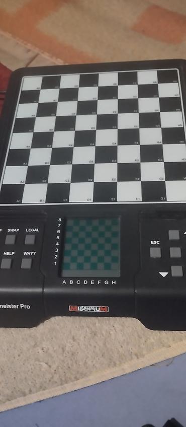 Knjige: Lot knjiga + diktafona 1) Fidel Kastro – Jedan čovek, jedna — 6