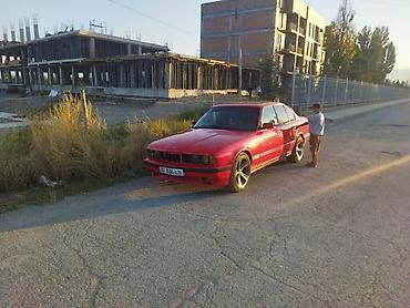 обмен с доплатой мою сторону: BMW 5 series: 1991 г., 2 л, Механика, Бензин, Седан — 1