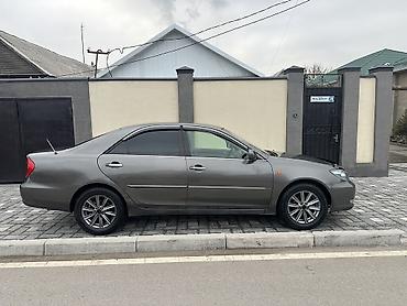chevrolet camaro: Toyota Camry: 2004 г., 2.4 л, Автомат, Бензин, Седан — 4