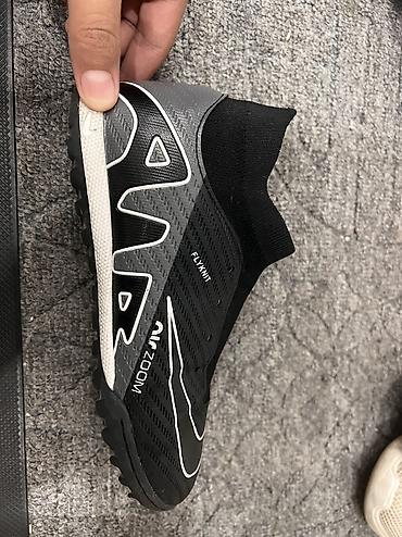 nike react: Футбольные бутсы/размер:35-36 В комплекте 2 черных шнурка. - Модель с — 1