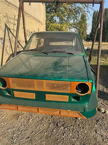 аварийний знак: Продаётся компактный 3-дверный хэтчбек зелёного цвета с доработанным — 1