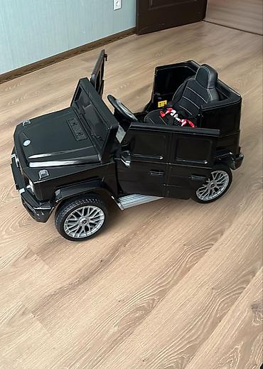 Uşaq üçün elektrik maşınları: Dilek BMW X5.Masin satilir 350 azn Evde sürülüb. Problemsizdir.50 kq — 3