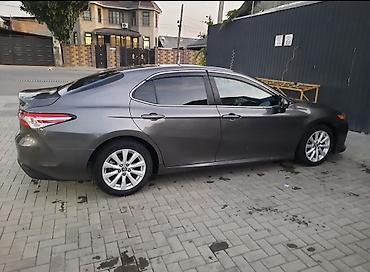 Toyota Camry: 2018 г., 2.5 л, Автомат, Бензин, Седан