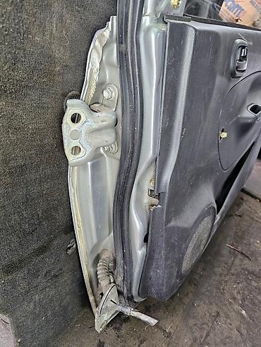 Двери и комплектующие: Передняя правая Daihatsu, Б/у, Оригинал — 12