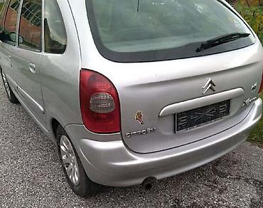 195 65 15 c: LEVO STOP SVETLO ZA CITROEN XSARA PICASSO OD 2000. DO 2010. GOD. | — 2