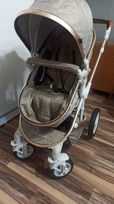 детский спортивный костюм из плащевки: Продам детскую зимнюю коляску. Использовалась лишь дома. В идеальном