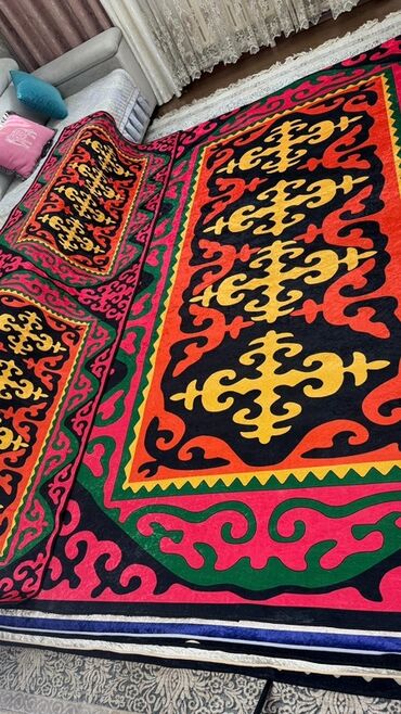 долгоиграющая клубника: Килем 300 * 200, Кытай, Накталай эмес/накталай төлөм