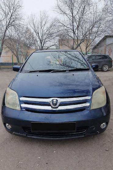 Toyota: Toyota ist: 2003 г., 1.3 л, Автомат, Бензин, Хэтчбэк — 4