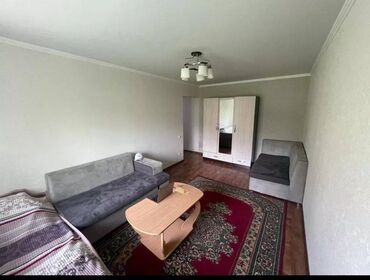 эмарк жибек жолу: 1 комната, 32 м², 104 серия, 1 этаж, Косметический ремонт