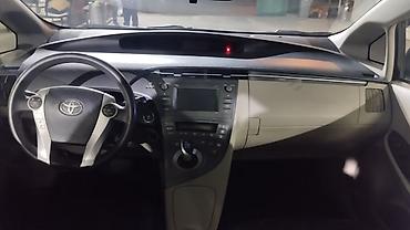 neta ls: Toyota Prius: 2014 г., 1.5 л, Автомат, Гибрид, Хэтчбэк — 3