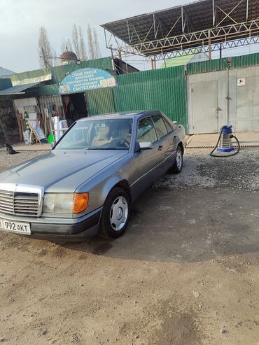 Mercedes-Benz: Mercedes-Benz W124: 1990 г., 2.3 л, Механика, Бензин, Седан