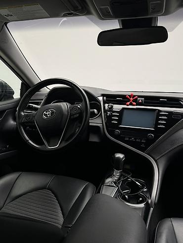 corolla 2018: Toyota Camry: 2018 г., 2.5 л, Автомат, Бензин, Седан — 8