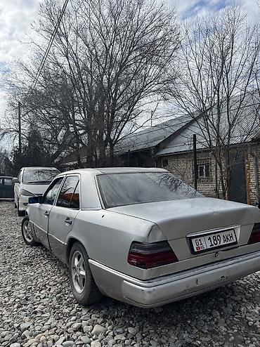 Mercedes-Benz: Mercedes-Benz E-Class: 1994 г., 2 л, Механика, Дизель, Седан — 12