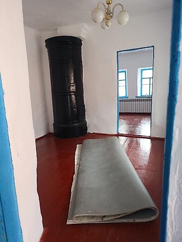 каракол гостевой дом: 3 комнаты, 100 м², 501 соток, Кара-Балта, Собственник — 6