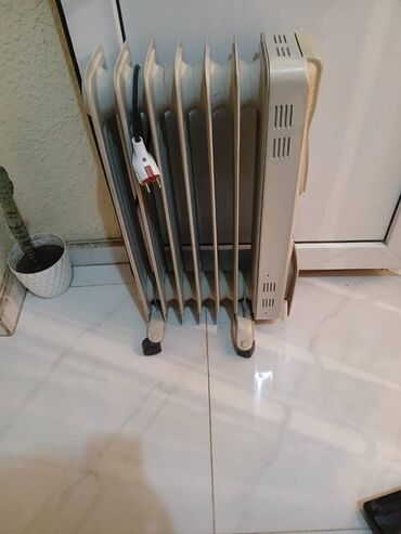 radiator alıram: Təcili satilir. Unvan Xirdalan