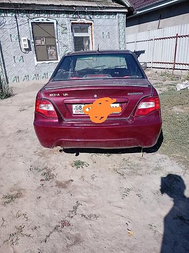 Daewoo Nexia: 2008 г., 1.6 л, Механика, Бензин, Седан