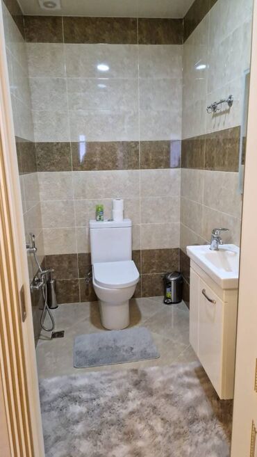 Uzunmüddətli kirayə mənzillər: Mənzil kirayə verilir. 10.6 mərtəbə, 3 otaqli tam temirli və əşyalı -da lalafo.az — 12 Uzunmüddətli kirayə mənzillər: Mənzil kirayə verilir. 10.6 mərtəbə, 3 otaqli tam temirli və əşyalı — 12