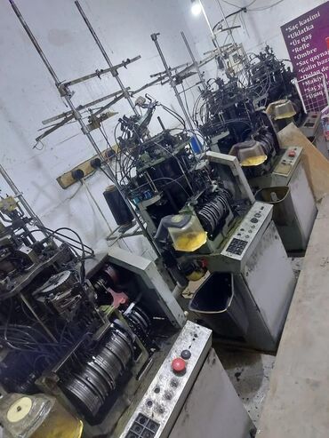 Sex, zavod və fabriklər: Xalqlar dostluğunda corab sexi və gözəllik salonu olan 70 kvadrat 5 — 14