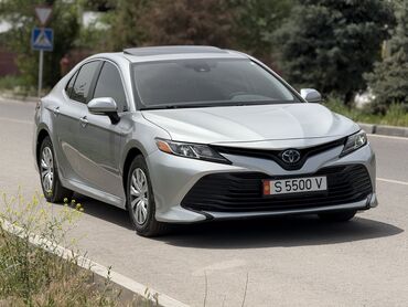 Toyota: Toyota Camry: 2019 г., 2.5 л, Автомат, Гибрид, Седан