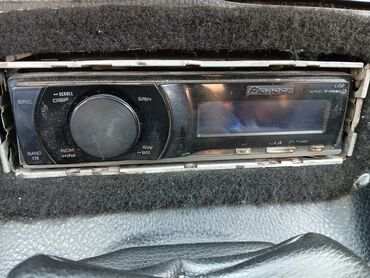 i̇pod: Avtomobil üçün tam audio sistemi - Baş blok: Pioneer avtomobil