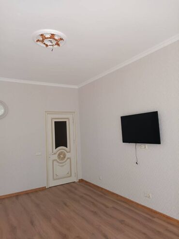 Uzunmüddətli kirayə mənzillər: Yasamal, 2 otaqlı, Yeni tikili, m. İnşaatçılar, 57 kv. m