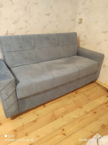 Divan açılan ve bazalidi 3 aydi alınıb işlənməyib real alıcıya