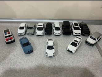 Oyuncaqlar: Lada Vaz 21013 vs 21011 modelkası satılır.Retro qırmızı — 23